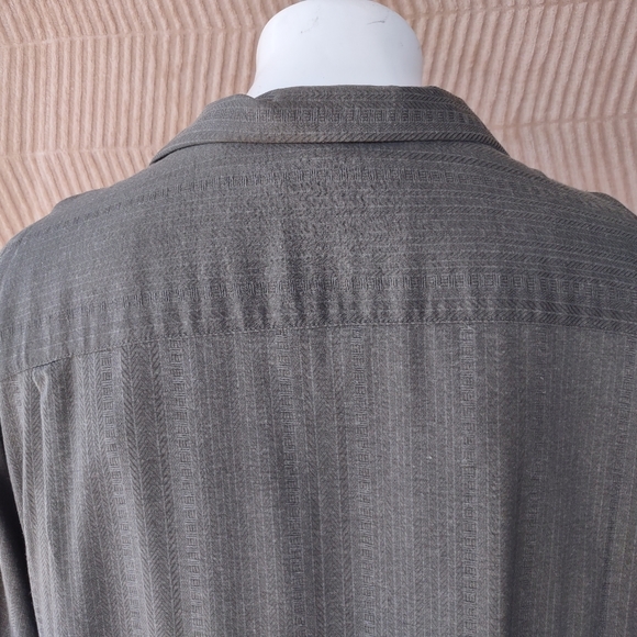 Roundtree & York NWT - Picture 10 of 15